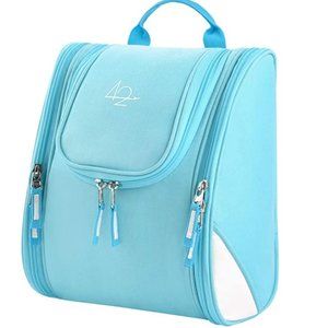 New 42 Travel Hanging Toiletry Bag